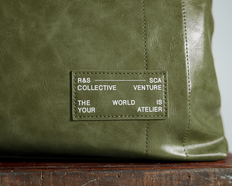 Art Goods Tote in Emerald